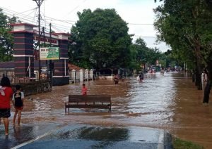 BPBD-Sebut-Banjir-Dadakan-di-Pati-Dipicu-Hujan-110-Menit.jpg BPBD Sebut Banjir Dadakan di Pati Dipicu Hujan 110 Menit - Info Seputar Pati