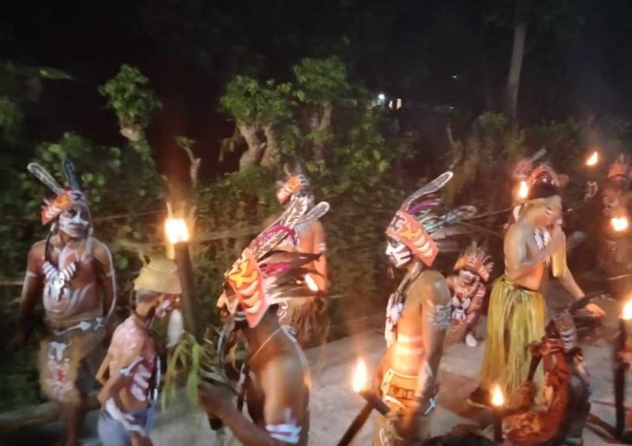 Gelar-Acara-Lamporan-Desa-Soneyan-Kenalkan-Budaya-Warisan-Leluhur.jpg