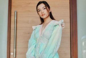 Chelsea Olivia Cabut Gigi Gingsul yang Jadi Ciri Khasnya - Info Seputar Pati