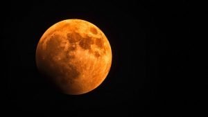6 Mitos Gerhana Bulan Total 8 November 2022