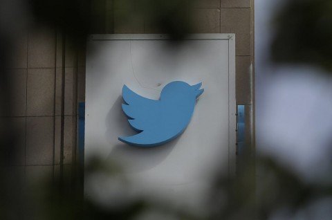Twitter Akan Hapus Fitur ‘Twitter For iPhone’?