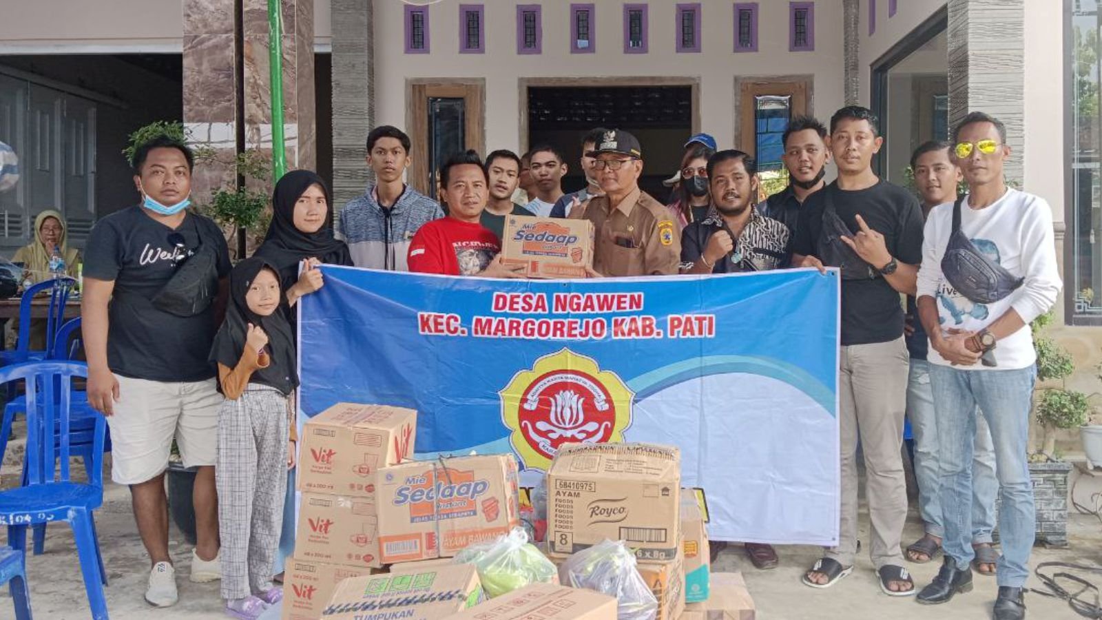 Karang Taruna Desa Ngawen Bagikan Bantuan untuk Korban Banjir di Pati karang-taruna-desa-ngawen-bagikan-bantuan-untuk-korban-banjir-di-pati