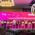 Foto: Penerimaan piagam penghargaan dari Kementerian Kesehatan (Kemenkes) Republik Indonesia (Sumber : Dokumen Humas Dinkes Pati)
