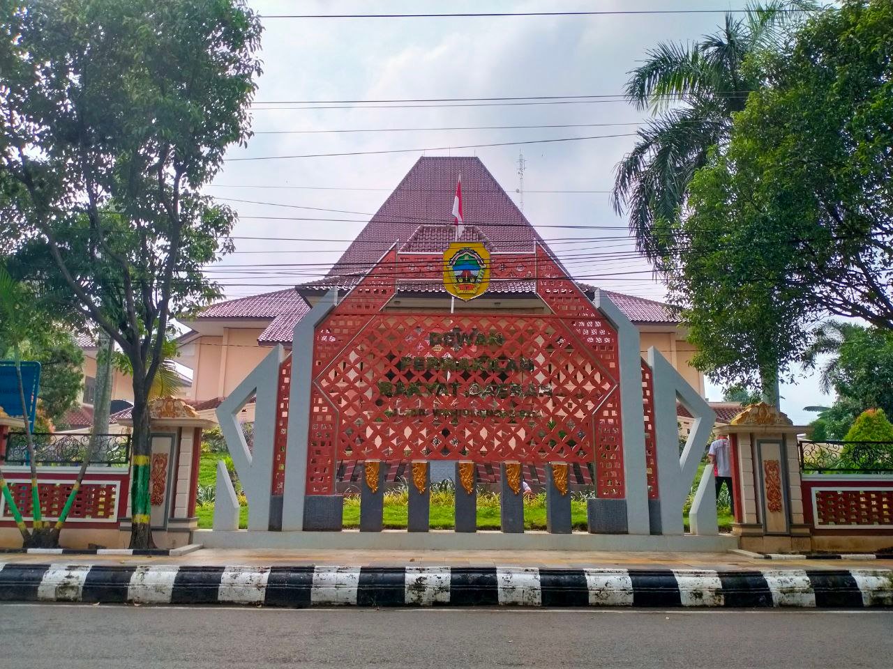 Foto : Gedung DPRD Kabupaten Pati (Sumber : infoseputarpati.com/ Anang SY)
