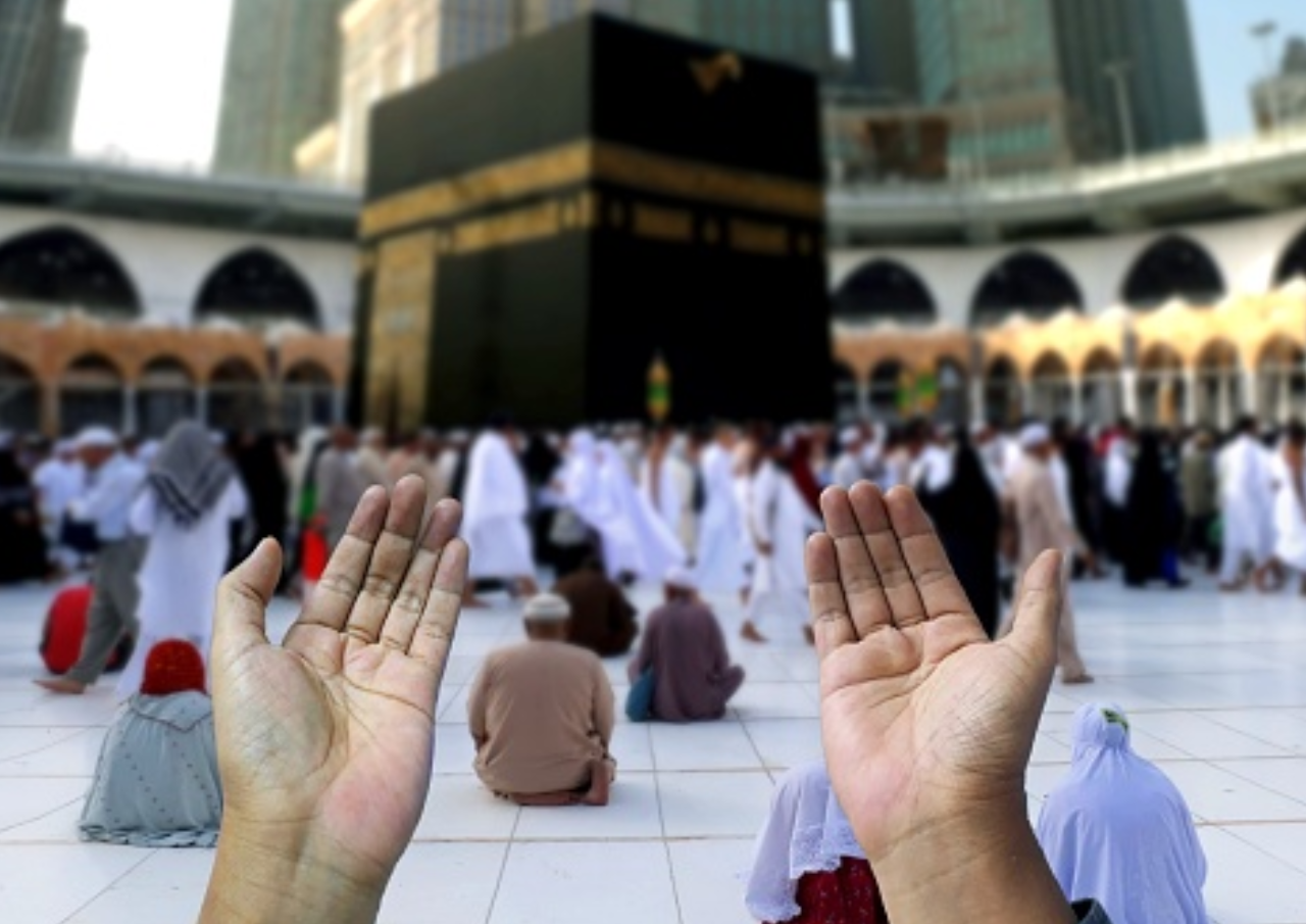 Ditipu Agen Perjalanan, Jemaah Umrah Terlantar hingga Rugi Rp100 Miliar