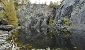 5 Tambang Supernatural Paling Berhantu di Dunia