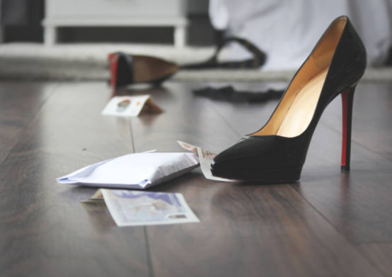 LC Ditemukan Bersimbah Darah Bersama Miras di Penginapan Rembang