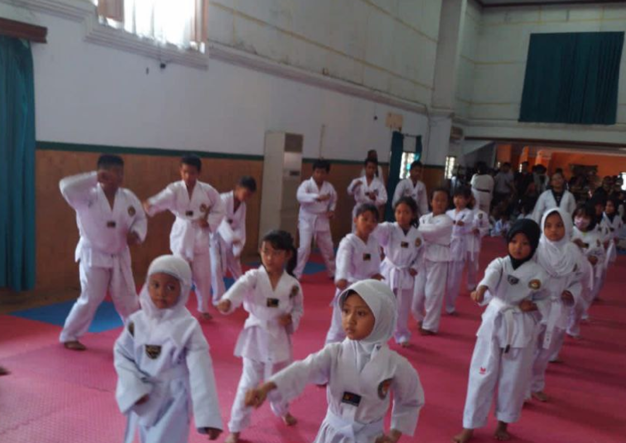 Ujian Kenaikan Tingkat pada Atlet Taekwondo di Pati