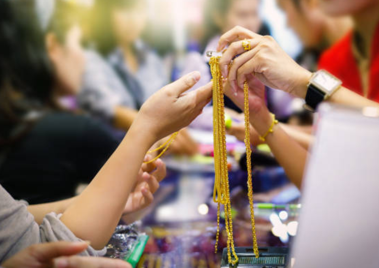 Waktu Tepat untuk Berinvestasi Emas