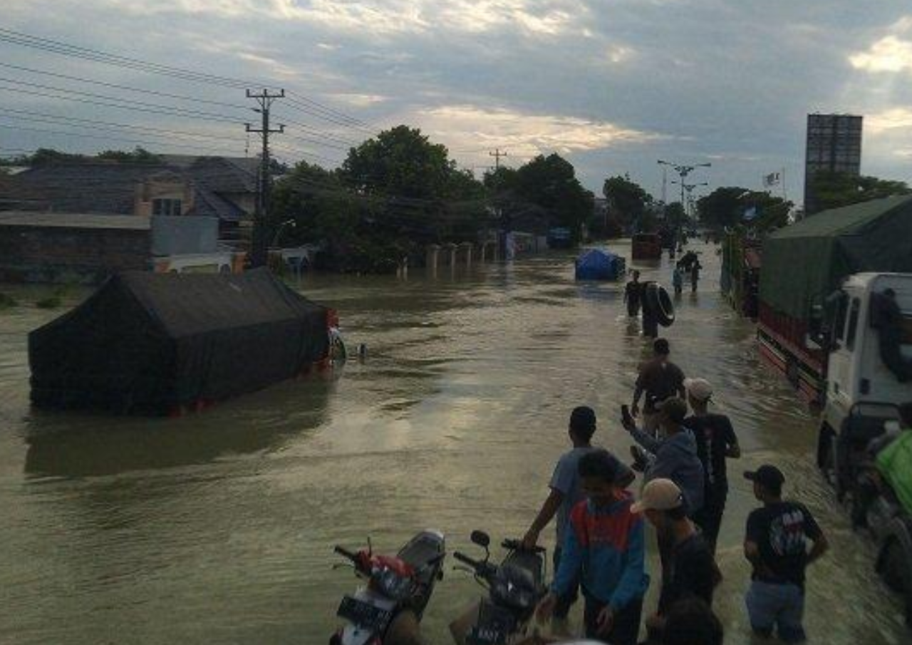 Tuntaskan Masalah Banjir di Demak, Penanganan Tanggul Jebol Dipercepat