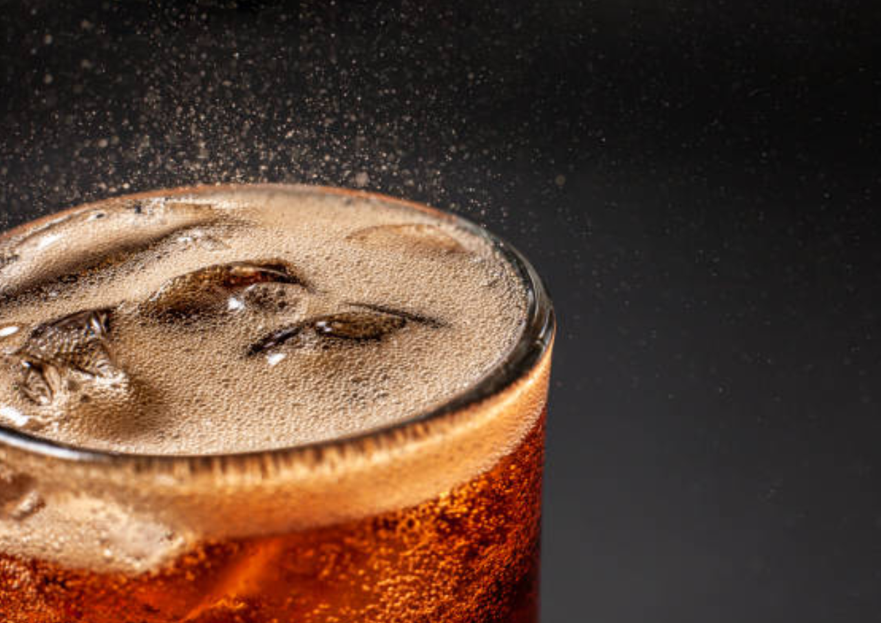 Bahaya Konsumsi Soda Berlebih