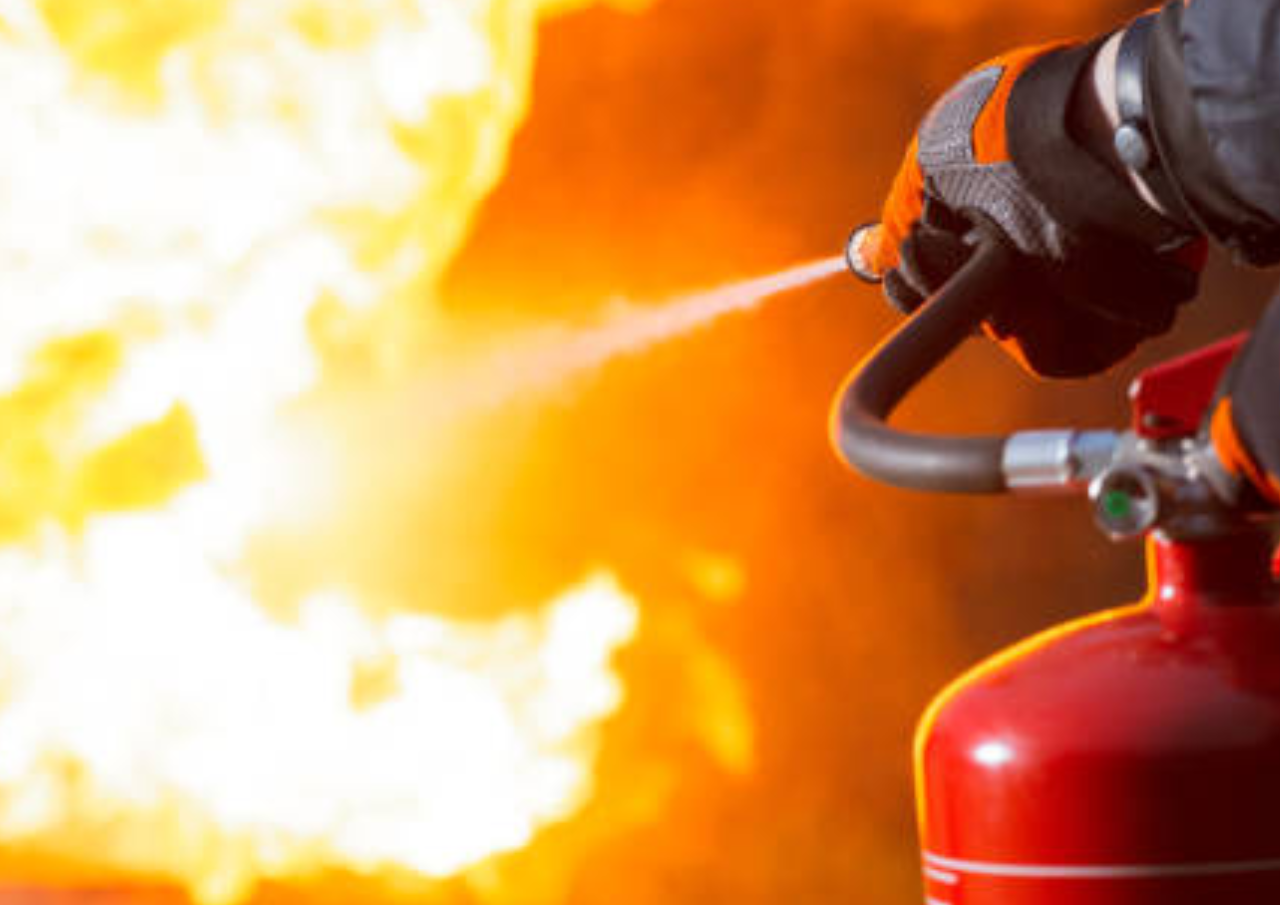 Kebakaran Kabin Truk di Batang