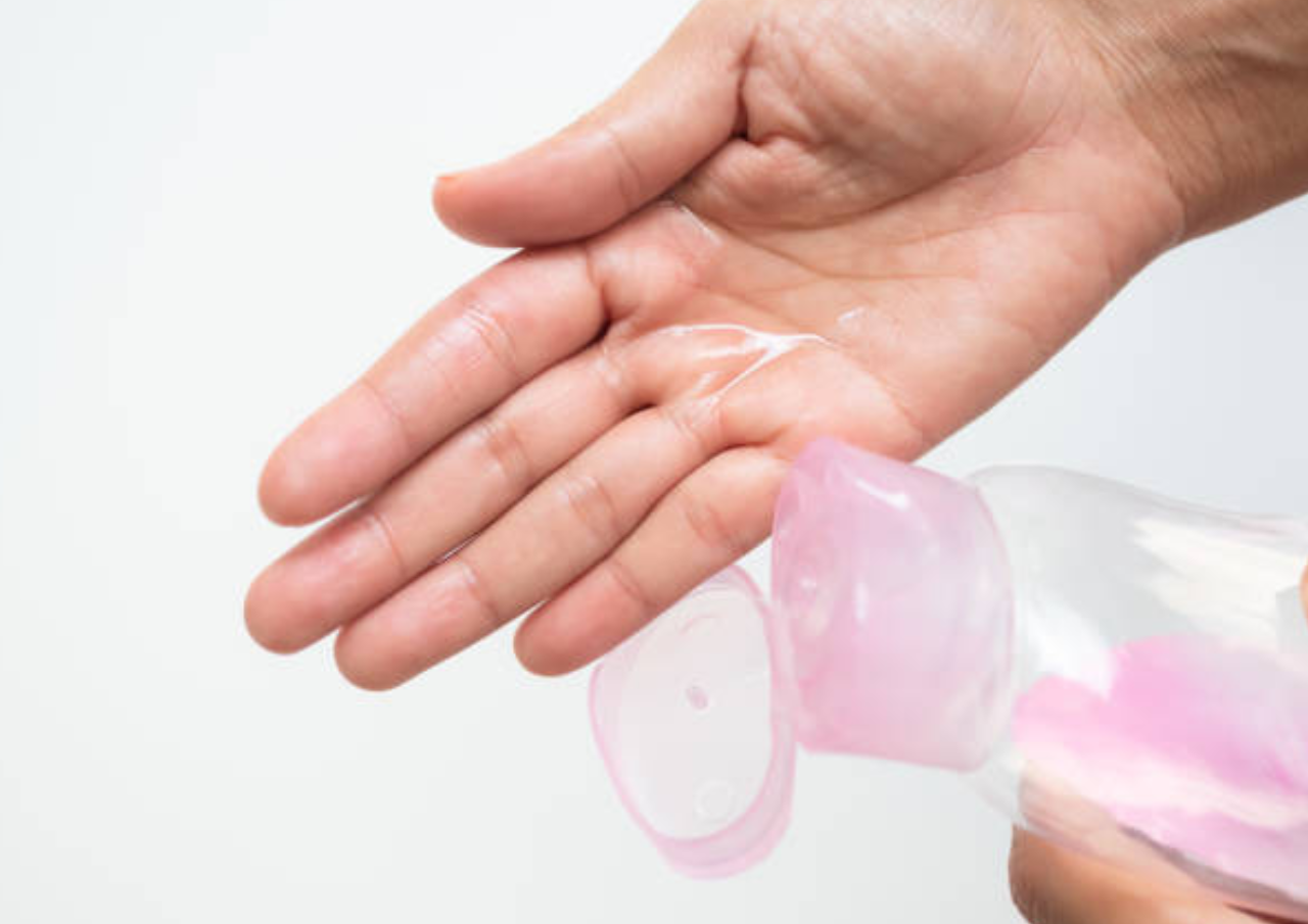 Manfaat Baby Oil untuk Kulit Dewas