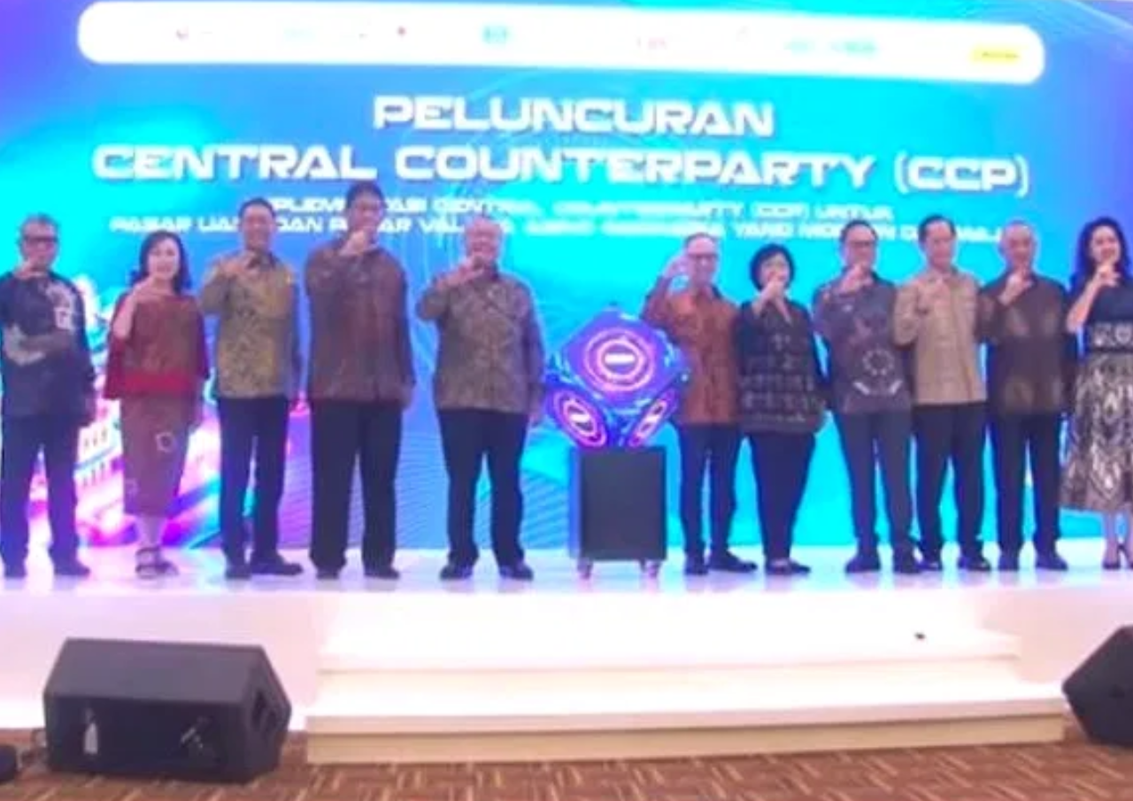Tingkatkan Valuta Asing, OJK Gandeng 8 Bank Nasional Luncurkan Central Counterparty