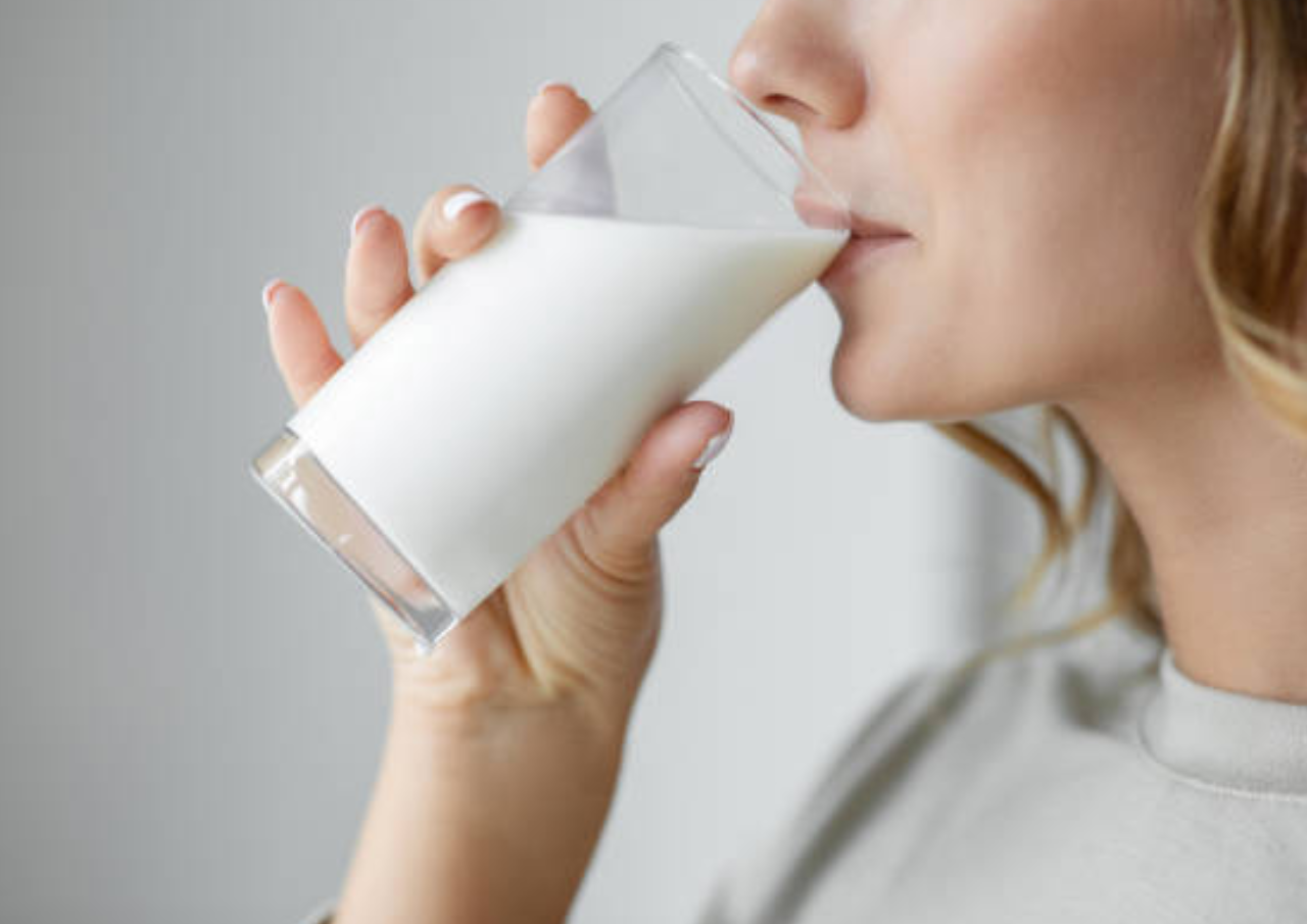 Waktu Terbaik Meminum Susu untuk Orang Hamil hingga Tambah Berat Badan