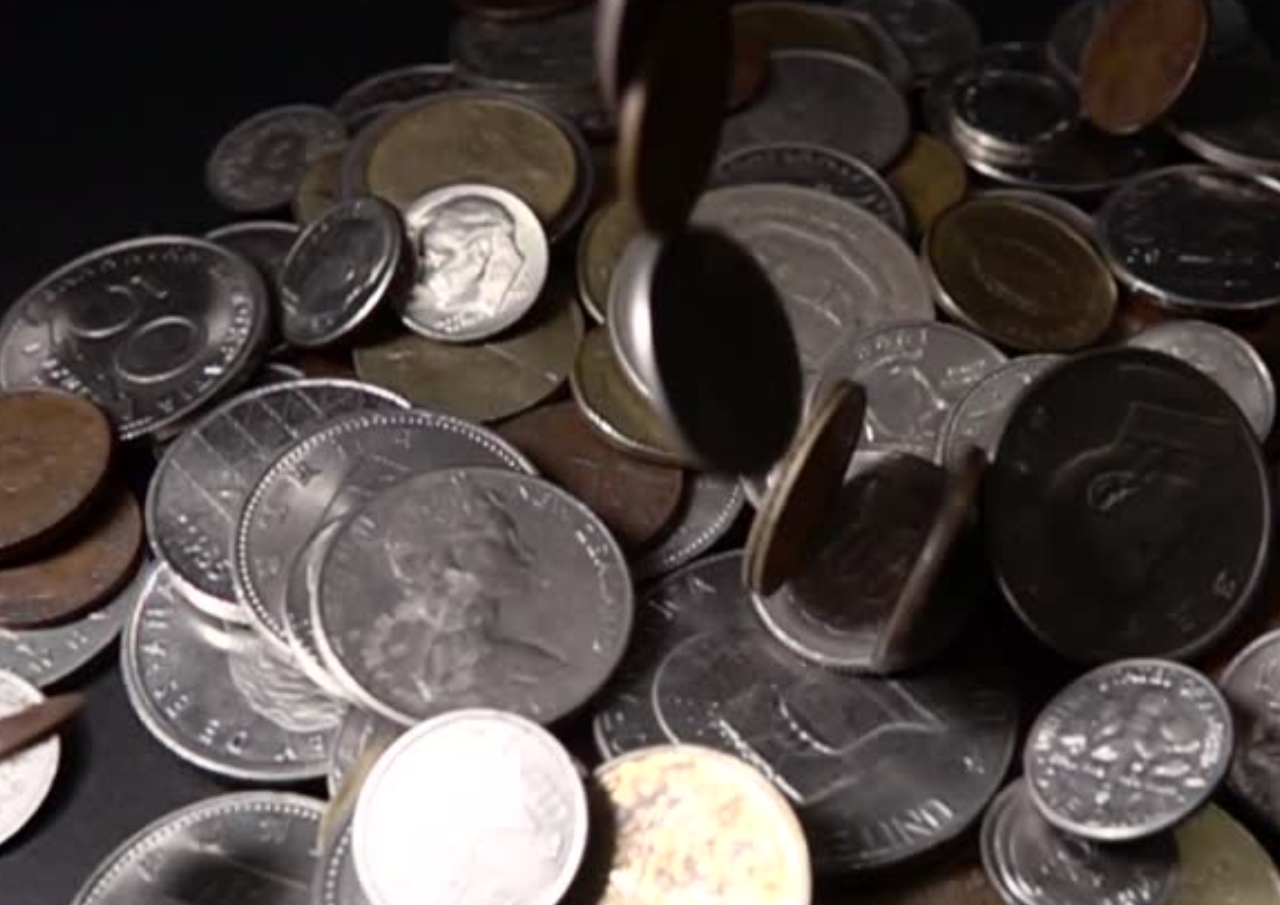 Penemuan Koin Kuno 1000 Kg