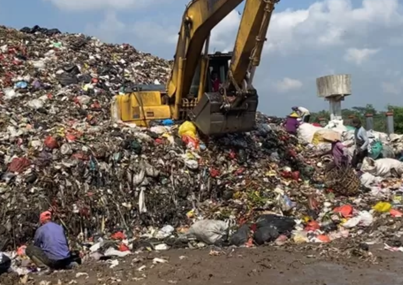 TPA Tanjungrejo Kudus Disegel usai Warga Demo