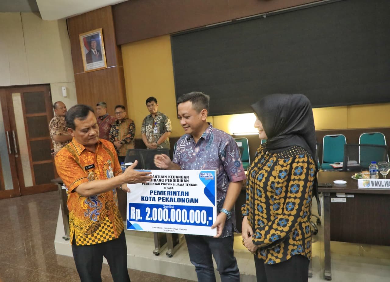 Pekalongan Terima Bankeu Rp61 Miliar dari Pemprov/jatengprov Pekalongan Terima Bankeu Rp61 Miliar dari Pemprov/jatengprov