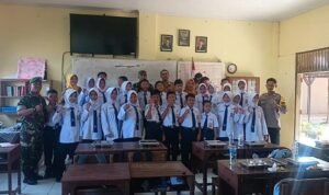 Pasca Insiden Keracunan Makanan, MBG di SMPN 4 Demak Diubah Jadi SBG/demakkab Pasca Insiden Keracunan Makanan, MBG di SMPN 4 Demak Diubah Jadi SBG/demakkab
