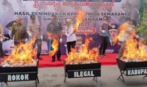 Jutaan Rokok Ilegal dan Minuman Beralkohol Dimusnahkan /diskominfo demak