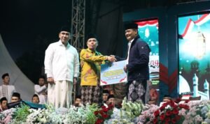 HSN, Jateng Luncurkan Program Beasiswa Santri dan Pengasuh Pesantren/jatengprov HSN, Jateng Luncurkan Program Beasiswa Santri dan Pengasuh Pesantren/jatengprov