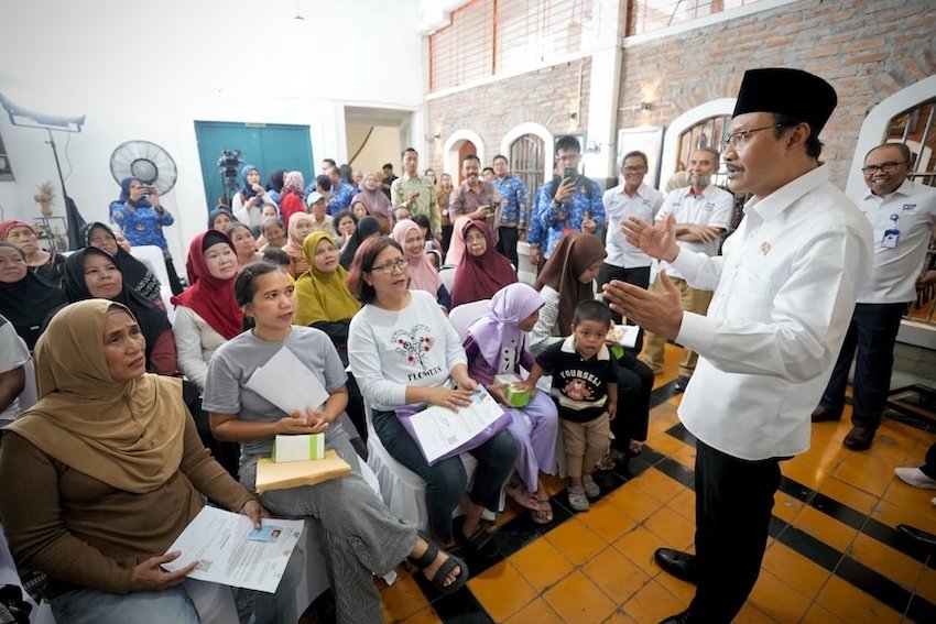 Sebanyak 27,3 Juta KPM Tercatat Telah Terima BLT Sementara/kemensos Sebanyak 27,3 Juta KPM Tercatat Telah Terima BLT Sementara/kemensos