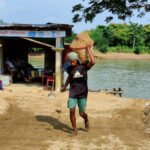 Ilustrasi penambang pasir/istock