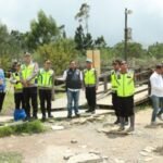 WhatsApp-Image-2025-12-17-at-11.44.21-800x450 Jelang Nataru, Petugas Cek Kesiapan Jalur Wisata di Wonosobo - Info Seputar Pati