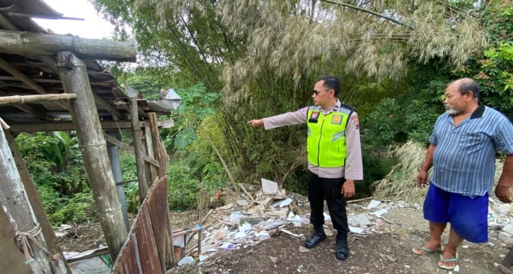 Cuaca Ekstrem Picu Tanah Amblas di Blora, Rumah Warga Rusak/Polres Blora