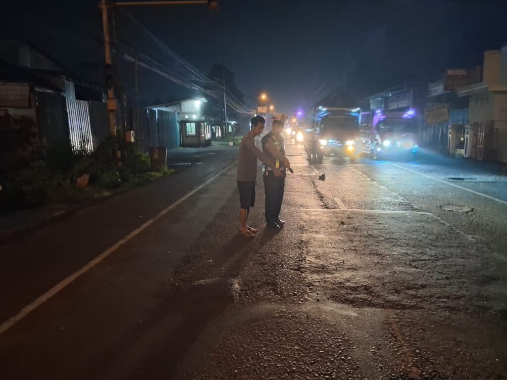 Kecelakaan Truk dan Motor di Semarang, Satu Orang Tewas/polrestabes semarang Kecelakaan Truk dan Motor di Semarang, Satu Orang Tewas/polrestabes semarang