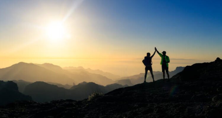 Ilustrasi pendaki/istock