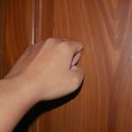 Ilustrasi gedor pintu/istock