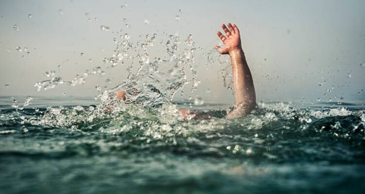 Ilustrasi tenggelam/istock