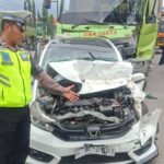 Kecelakaan Beruntun di Exit Tol Bawen Semarang/polres semarang Kecelakaan Beruntun di Exit Tol Bawen Semarang/polres semarang