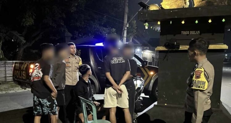 Sekelompok Pemuda di Klaten Diamankan Usai Kedapatan Konsumsi Miras/polres Klaten