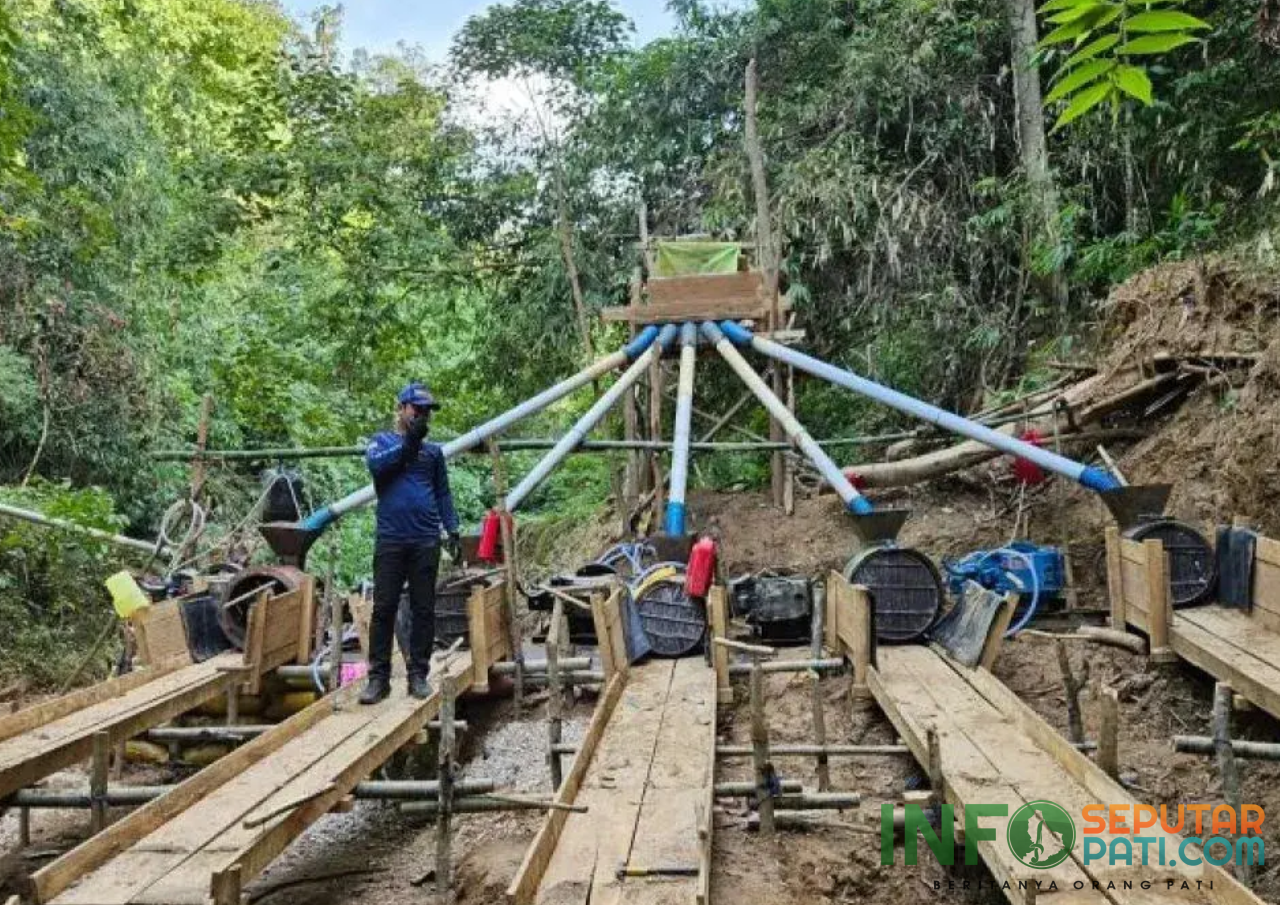 Tambang Emas Ilegal di Bombana, Tiga Orang Jadi Tersangka/humas polri