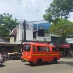 Foto : Angkudes di depan pasar puri Kecamatan Pati Kabupaten Pati, belum lama ini. (Sumber. infoseputarpati.com/ Ilham) Foto : Angkudes di depan pasar puri Kecamatan Pati Kabupaten Pati, belum lama ini. (Sumber. infoseputarpati.com/ Ilham)