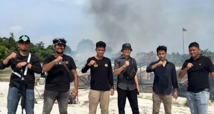 Polisi Ungkap Aktivitas Tambang Emas Ilegal di Riau/humas polri