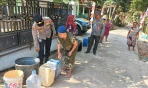 Sebanyak 10 Ribu Liter Air Bersih Disalurkan ke Dusun Glagahombo Semarang - Info Seputar Pati