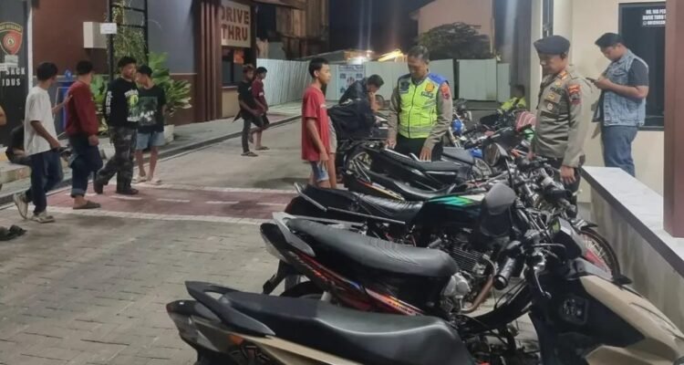 Polisi Amankan 15 Sepeda Motor yang Diduga Hendak Dipakai Balap Liar/polres Kudus Polisi Amankan 15 Sepeda Motor yang Diduga Hendak Dipakai Balap Liar/polres Kudus