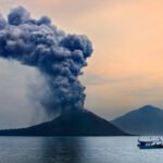 Ilustrasi Gunung Anak Krakatau /istock