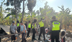 Angin Puting Beliung Porak-Porandakan Rumah di Pucakwangi Pati Saat Cuaca Cerah / humas Polresta Pati
