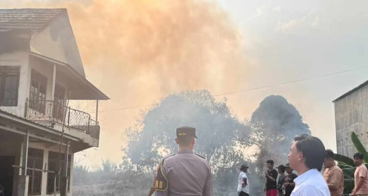Kebakaran Hutan di Muara Enim Turut Hanguskan Rumah Warga/humas polri